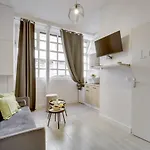 Bright Charming Modern Studio By Dreamy Canal St Martin 10Eme Metro Goncourt